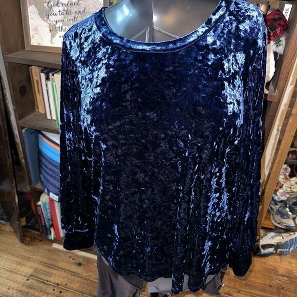 ModCloth blue velvet scoop neck flowy 2x elegant blouse - Picture 1 of 3